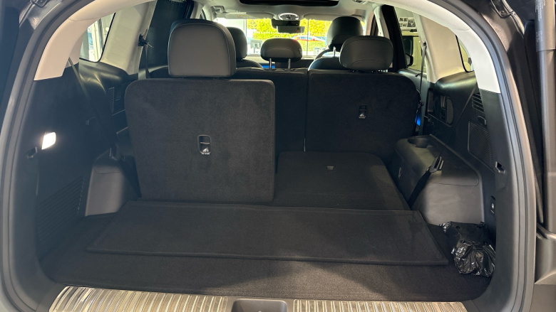 Hyundai IONIQ 9 226kW Calligraphy 110kWh 5dr AWD Auto Electric Estate